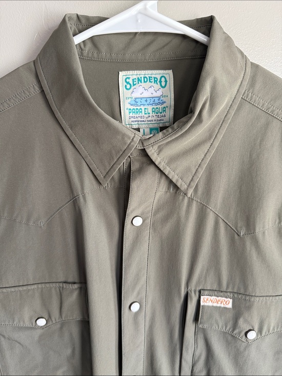 Sendero Provisions Co. Other - Sendero Olive Green Snap-Front Shirt